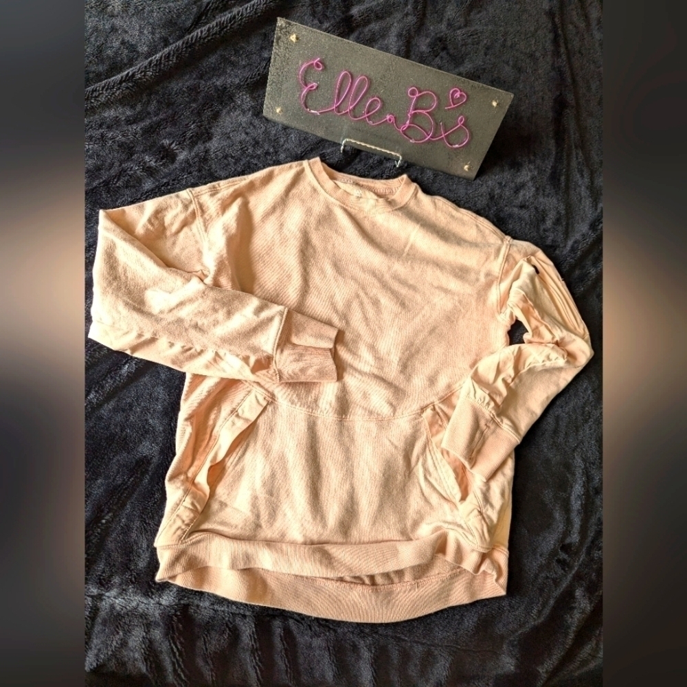 EUC All in Motion Peach/ Light Pink Long Sleeve Top w/ Front Pocket XS